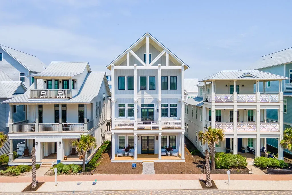 Cinnamon Shore XXIV — built by Seven Custom Homes