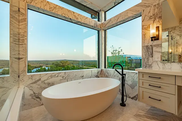Rough Hollow Spanish Oaks Estate — photograph 13