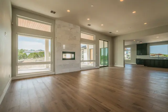 Rough Hollow Serene Estates — photograph 6