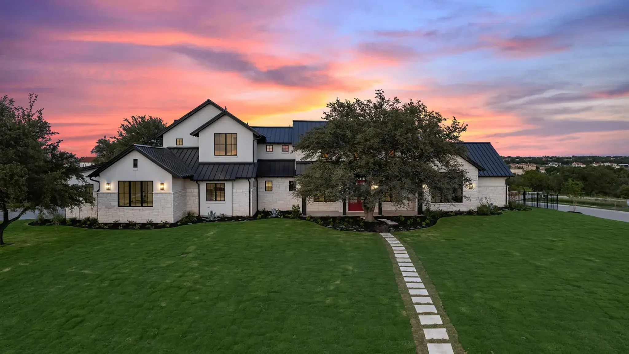 Rough Hollow Casasanta — built by Seven Custom Homes