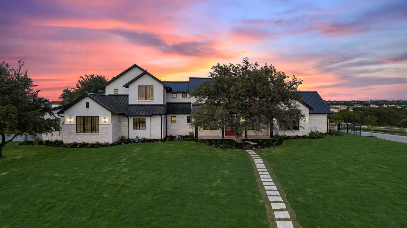 Rough Hollow Casasanta — 5,932 Sq Ft — built by Seven Custom Homes