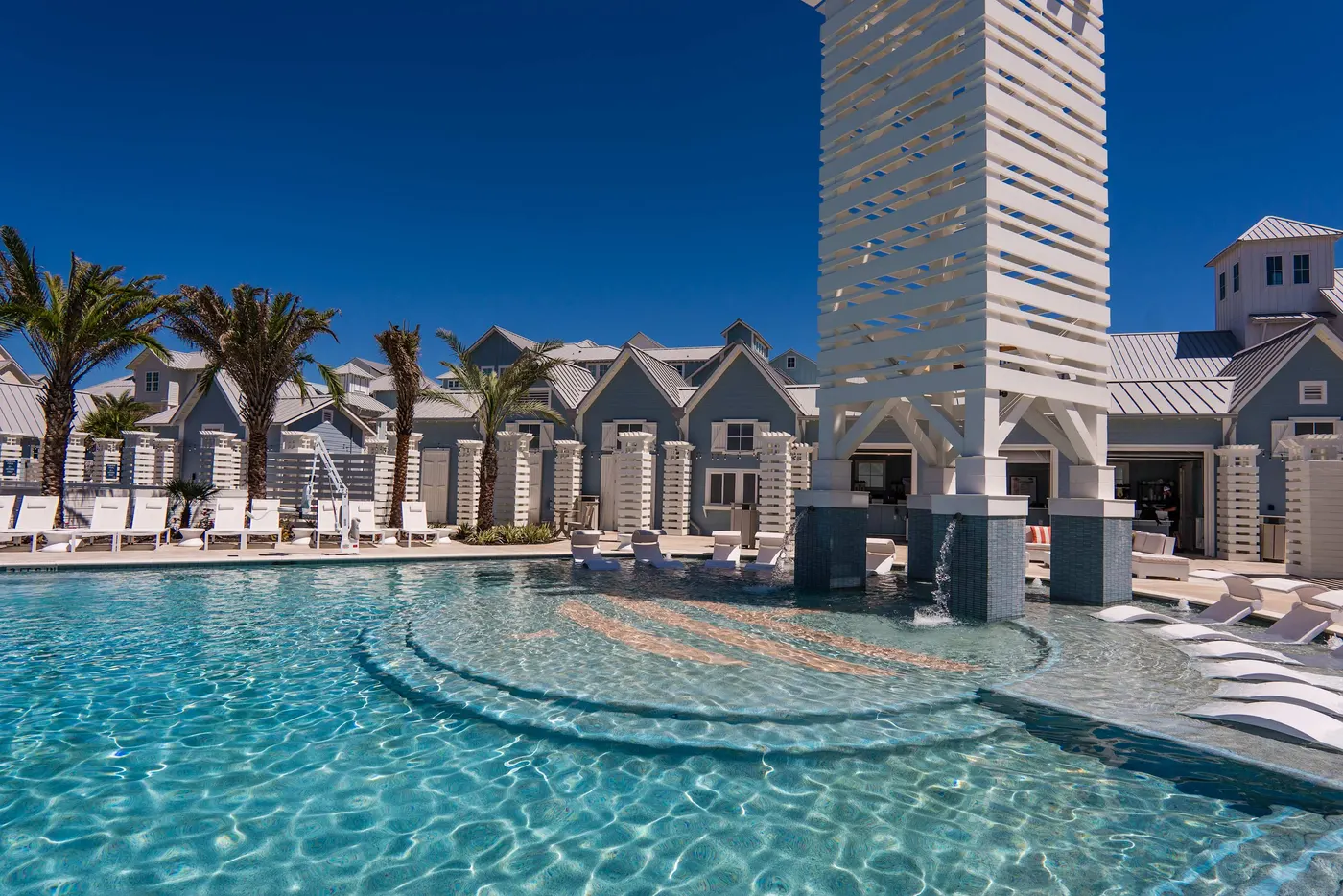 Cinnamon Shore South Pool — photograph 1